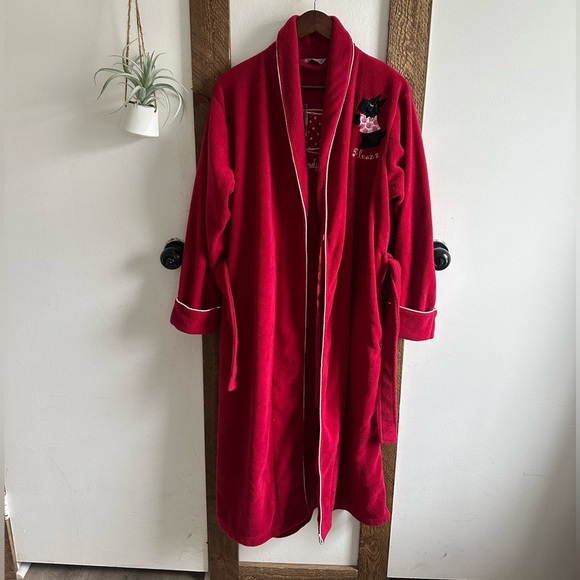 Cranberry Red Women's Robe Embroidered Scotty Dog Logo
Delicates - Picture 3 of 11